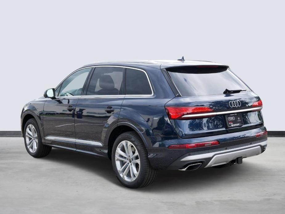 new 2025 Audi Q7 car