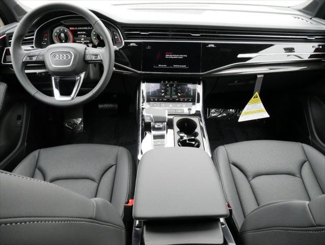 new 2025 Audi Q7 car, priced at $75,800