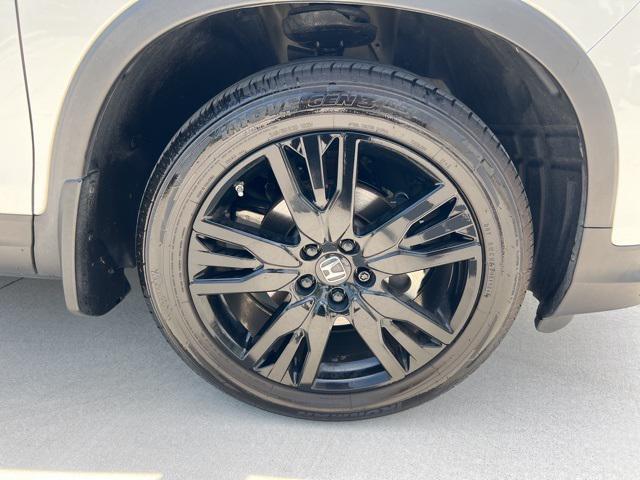 used 2022 Honda Pilot car, priced at $31,397