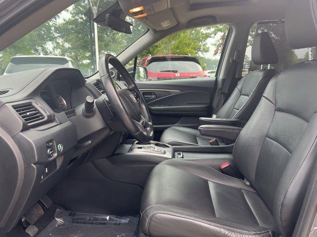 used 2021 Honda Pilot car, priced at $27,267