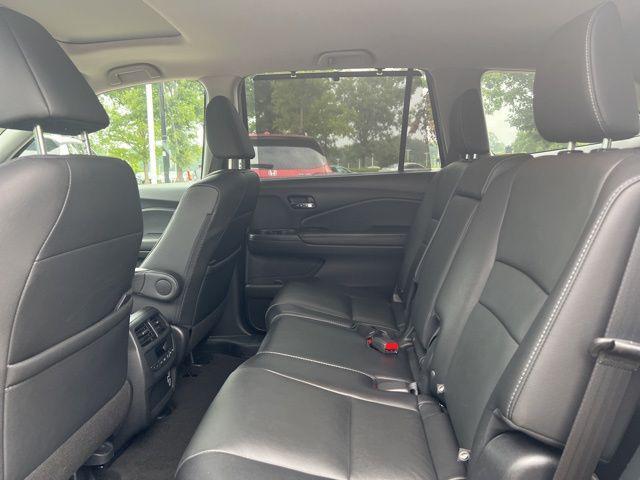 used 2021 Honda Pilot car, priced at $27,267