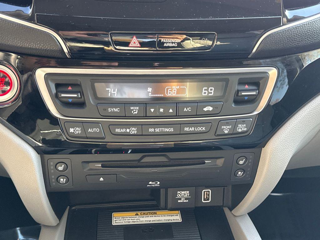 used 2022 Honda Pilot car, priced at $32,669