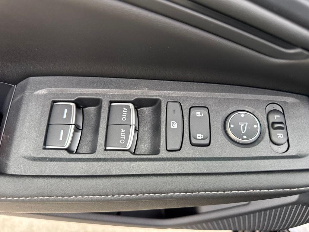 new 2025 Honda Accord Hybrid car, priced at $36,570