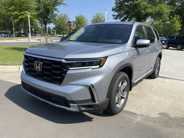 new 2025 Honda Pilot car, priced at $47,425