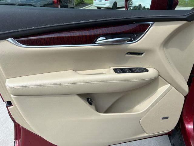used 2019 Cadillac XT5 car, priced at $24,987
