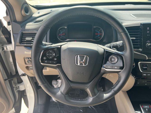 used 2022 Honda Pilot car, priced at $32,008