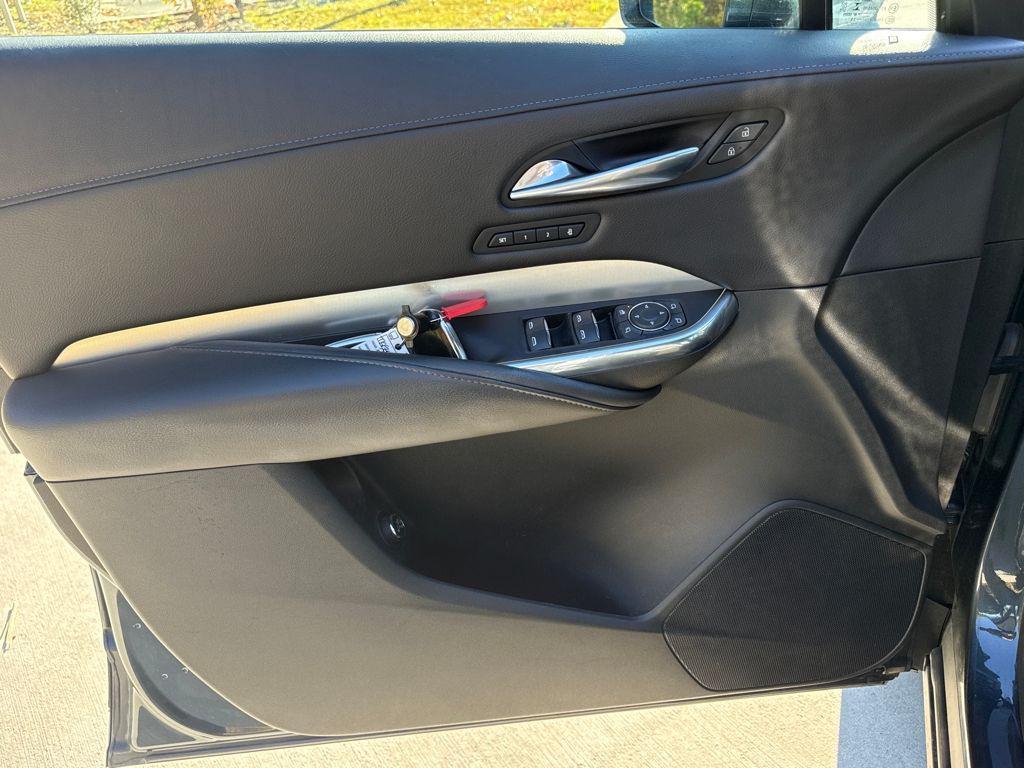 used 2019 Cadillac XT4 car, priced at $17,320