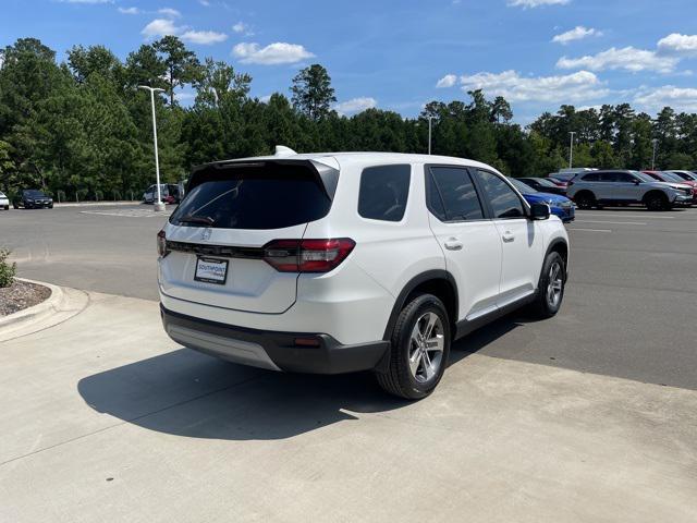 new 2025 Honda Pilot car, priced at $47,150