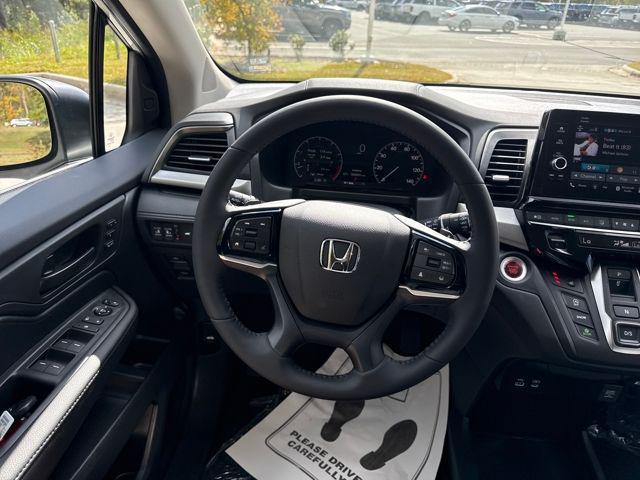 new 2026 Honda Odyssey car, priced at $44,745