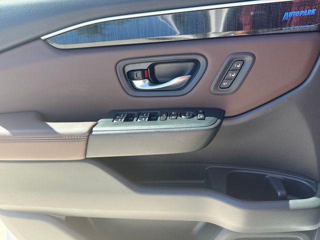 used 2024 Honda Pilot car, priced at $46,013