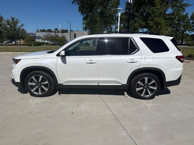 used 2024 Honda Pilot car, priced at $46,013