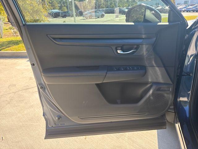 new 2026 Honda CR-V Hybrid car, priced at $40,195