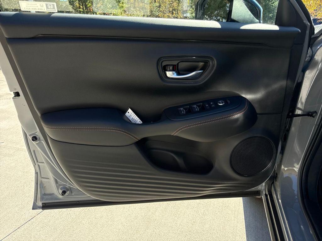 new 2026 Honda HR-V car, priced at $29,905