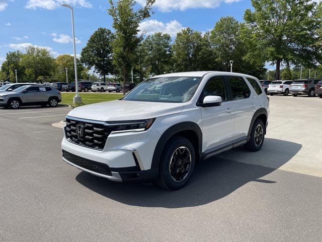 new 2025 Honda Pilot car, priced at $49,800