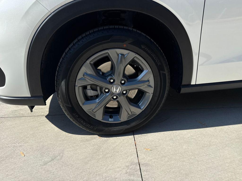 new 2026 Honda HR-V car, priced at $28,105