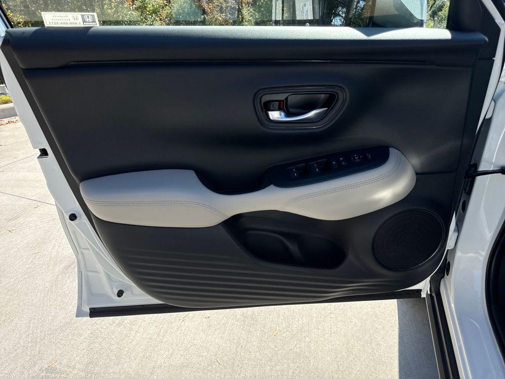 new 2026 Honda HR-V car, priced at $28,105