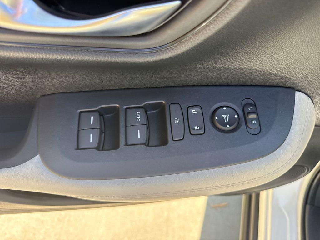 new 2026 Honda HR-V car, priced at $28,105