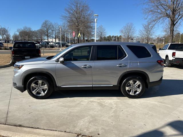 new 2025 Honda Pilot car, priced at $44,895