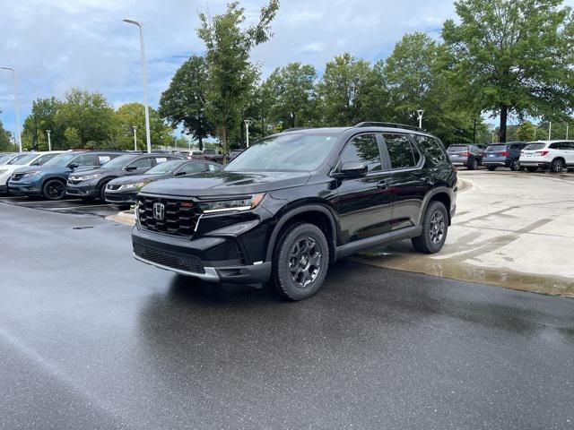 new 2025 Honda Pilot car, priced at $51,280