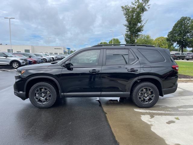 new 2025 Honda Pilot car, priced at $51,280