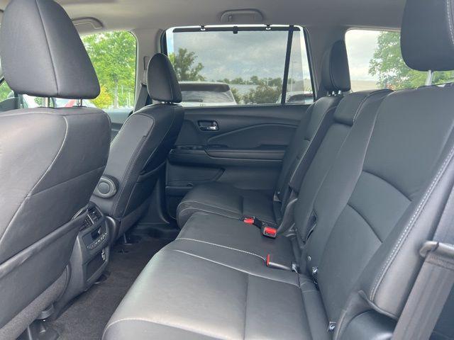 used 2022 Honda Pilot car, priced at $30,394