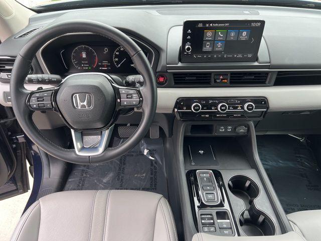 used 2025 Honda Pilot car, priced at $40,883