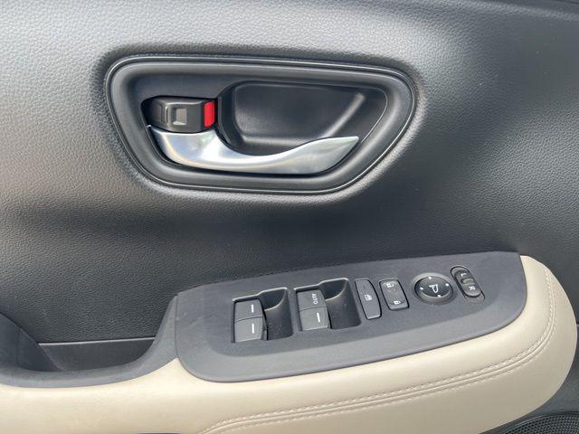 used 2025 Honda HR-V car, priced at $26,403