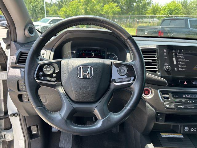 used 2022 Honda Pilot car, priced at $32,004