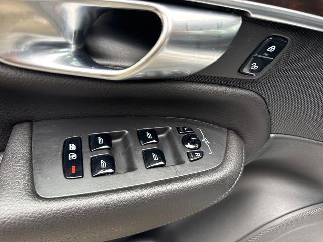 used 2019 Volvo XC90 car, priced at $26,460