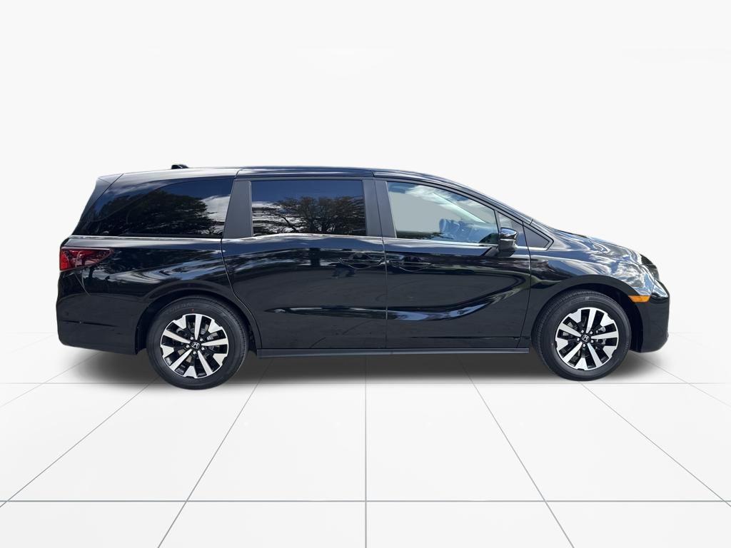 new 2026 Honda Odyssey car, priced at $44,290
