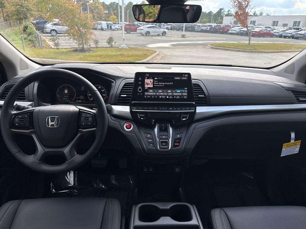 new 2026 Honda Odyssey car, priced at $44,290