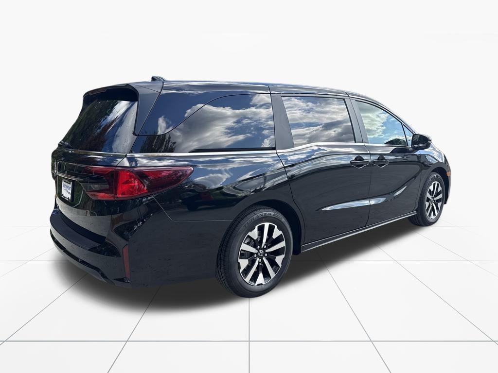 new 2026 Honda Odyssey car, priced at $44,290
