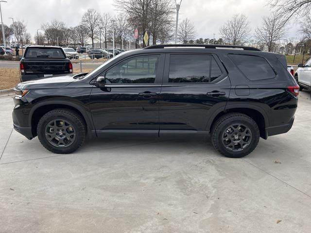 new 2025 Honda Pilot car, priced at $50,795