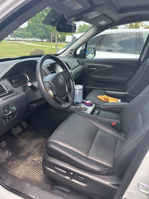 used 2023 Honda Ridgeline car, priced at $34,218
