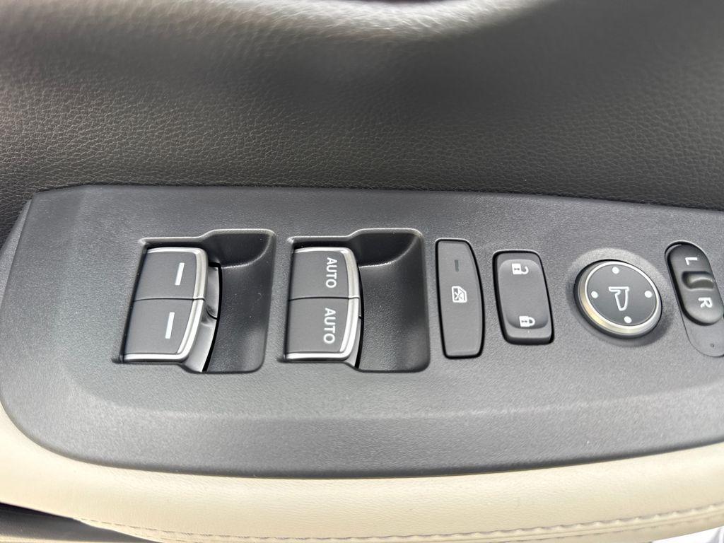 new 2026 Honda HR-V car, priced at $33,000