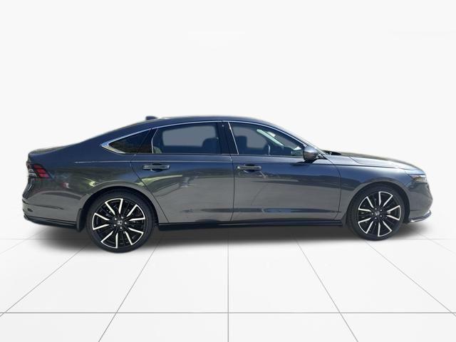 new 2025 Honda Accord Hybrid car, priced at $40,495