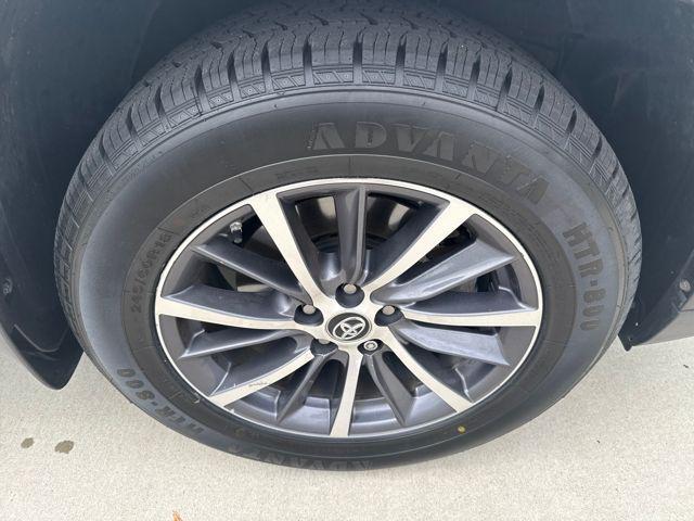 used 2018 Toyota Highlander car, priced at $19,822