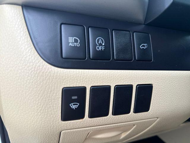 used 2018 Toyota Highlander car, priced at $19,822