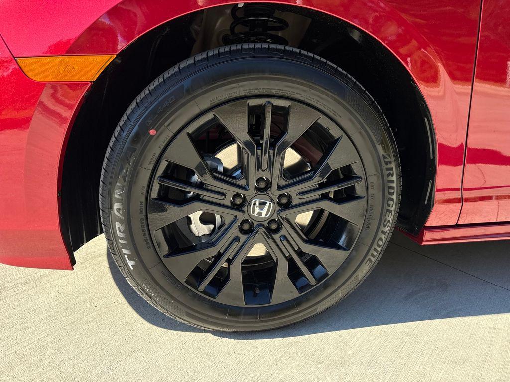 new 2026 Honda Odyssey car, priced at $45,845