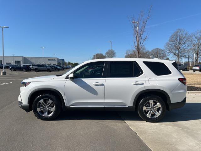 new 2025 Honda Pilot car, priced at $45,405