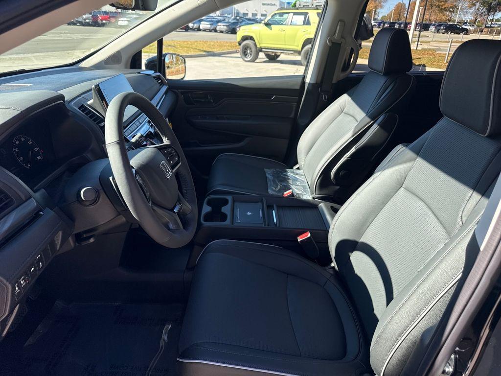 new 2026 Honda Odyssey car, priced at $53,190