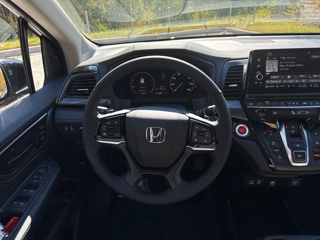 new 2026 Honda Odyssey car, priced at $53,190