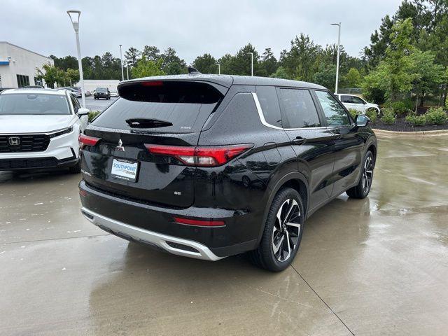 used 2024 Mitsubishi Outlander car, priced at $25,958