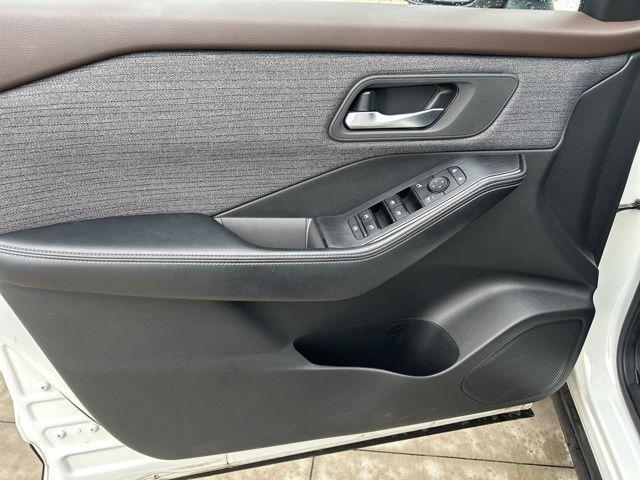 used 2021 Nissan Rogue car, priced at $22,442
