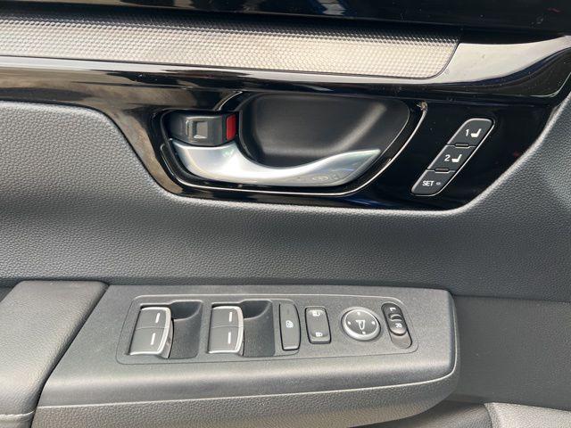 used 2024 Honda CR-V car, priced at $32,899