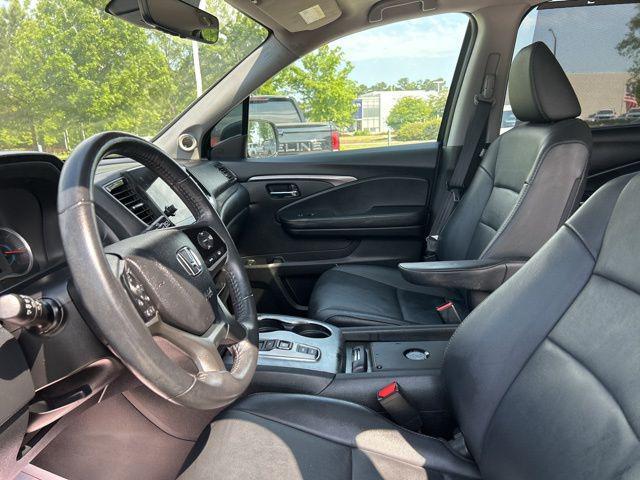 used 2022 Honda Pilot car, priced at $28,030