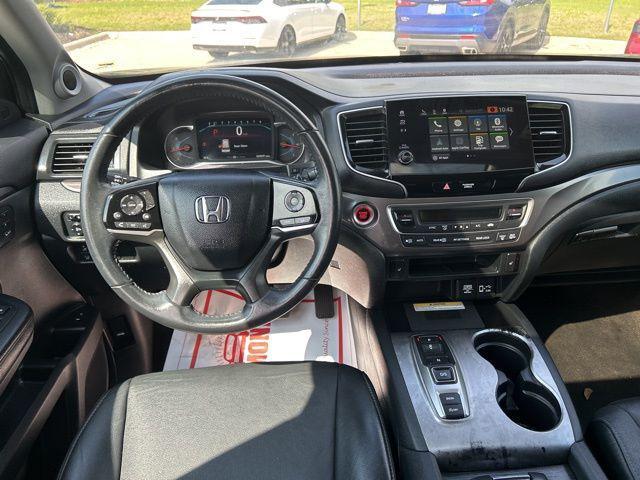 used 2022 Honda Pilot car, priced at $28,030
