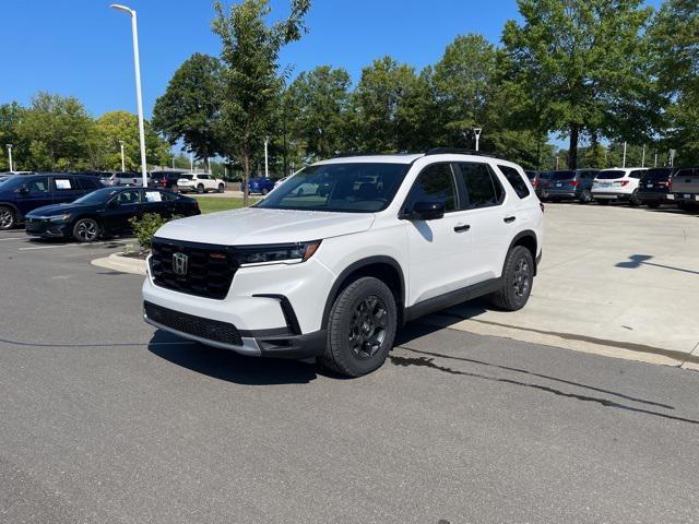 new 2025 Honda Pilot car, priced at $50,950