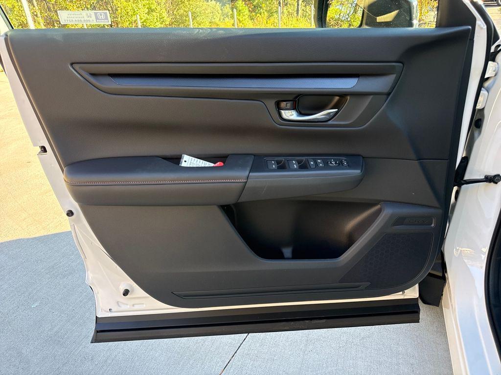 new 2026 Honda CR-V Hybrid car, priced at $40,705