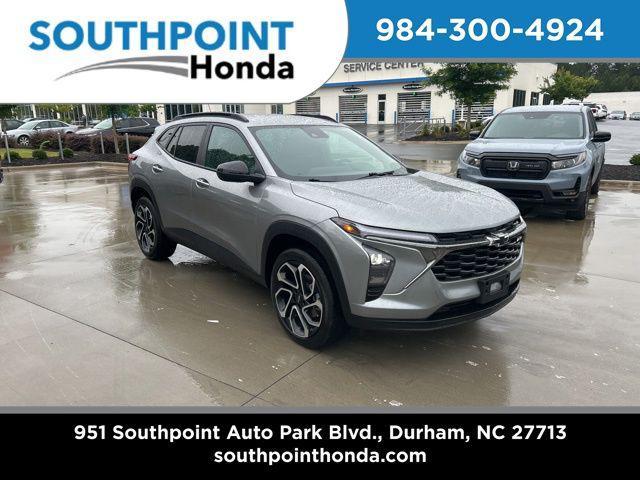 used 2025 Chevrolet Trax car, priced at $26,104